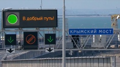 Легендарные автокраны "Галичанин" и "Клинцы" на открытии Крымского моста